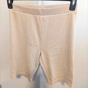 H&M Divided Tan & Cream Ribbed Shorts / Large